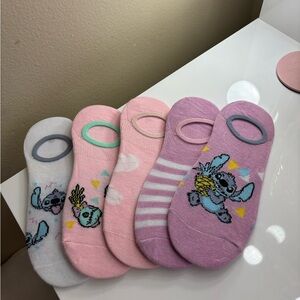 5 pairs of no show socks lilo & stitch